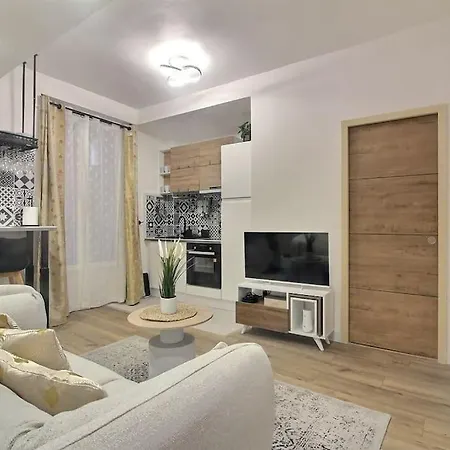 La Demeure Des 3 Colombes شقة بْوا كولومْبْ